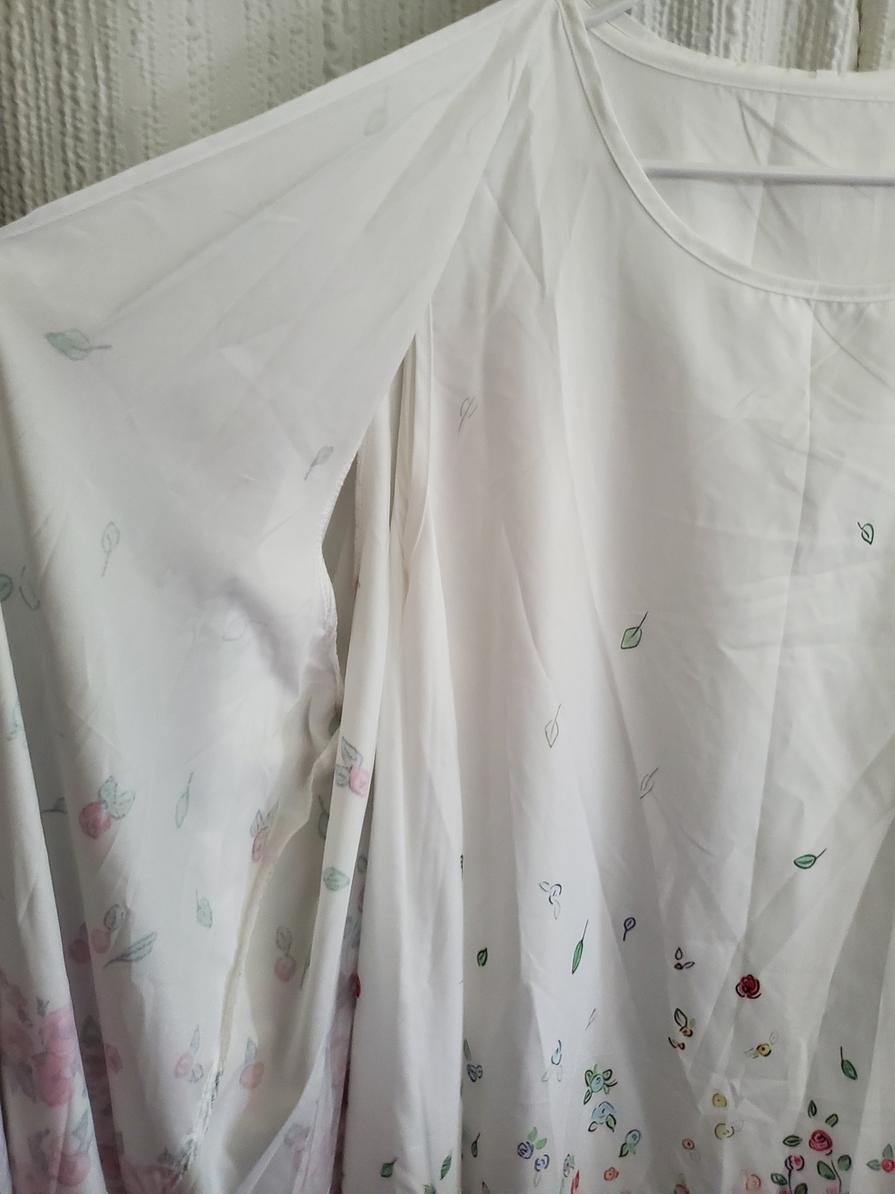 White Floral Gradient Sleeveless Dress And Matching Duster, Silky - Picture 4 of 9